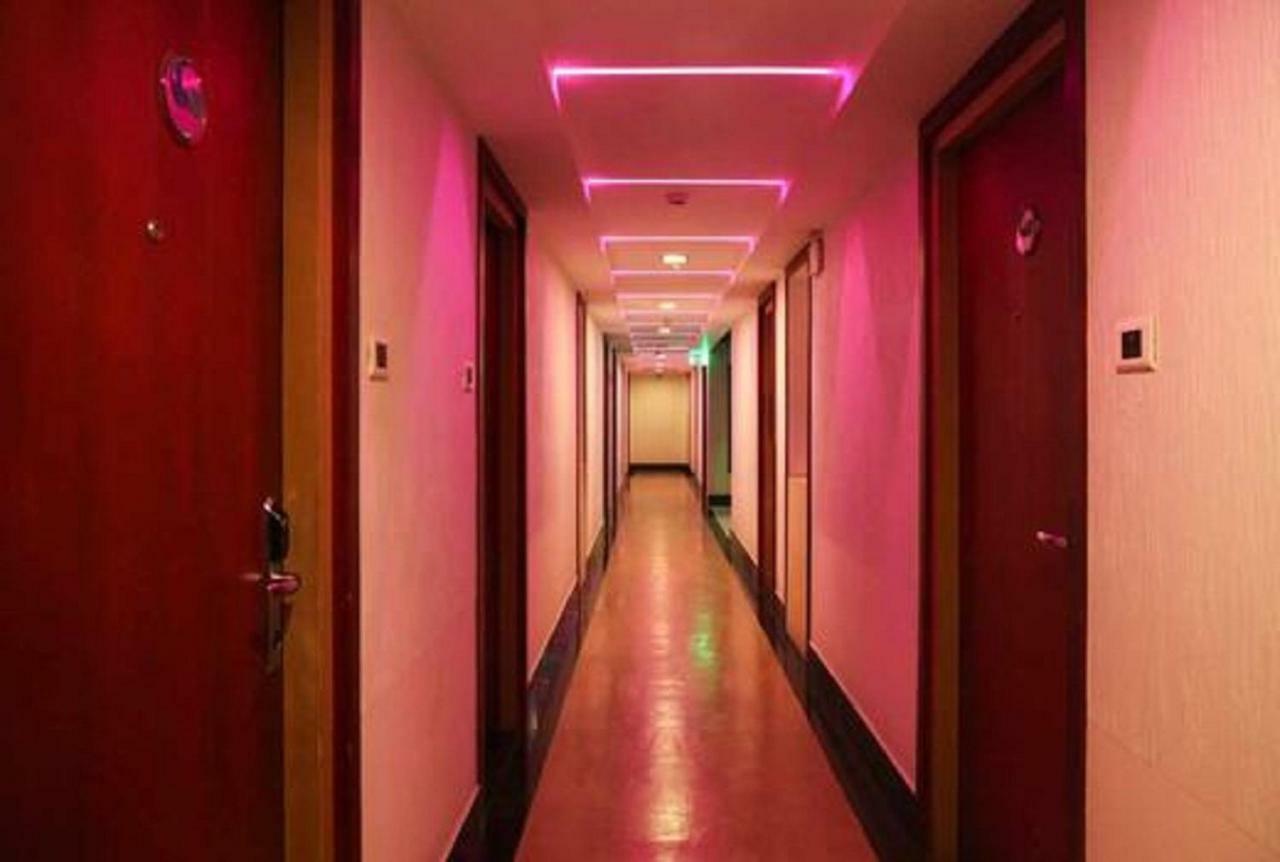 Hotel Olive Eva Kochi Exterior photo